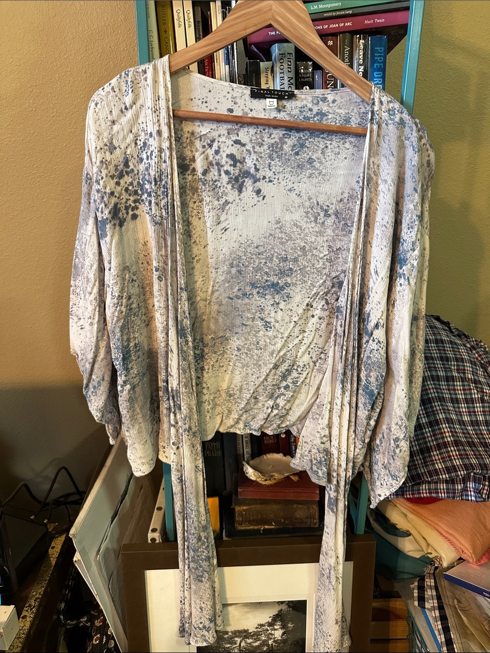 Final Touch Blue and Lilac Speckled Tie-Front Top - Picture 10 of 10